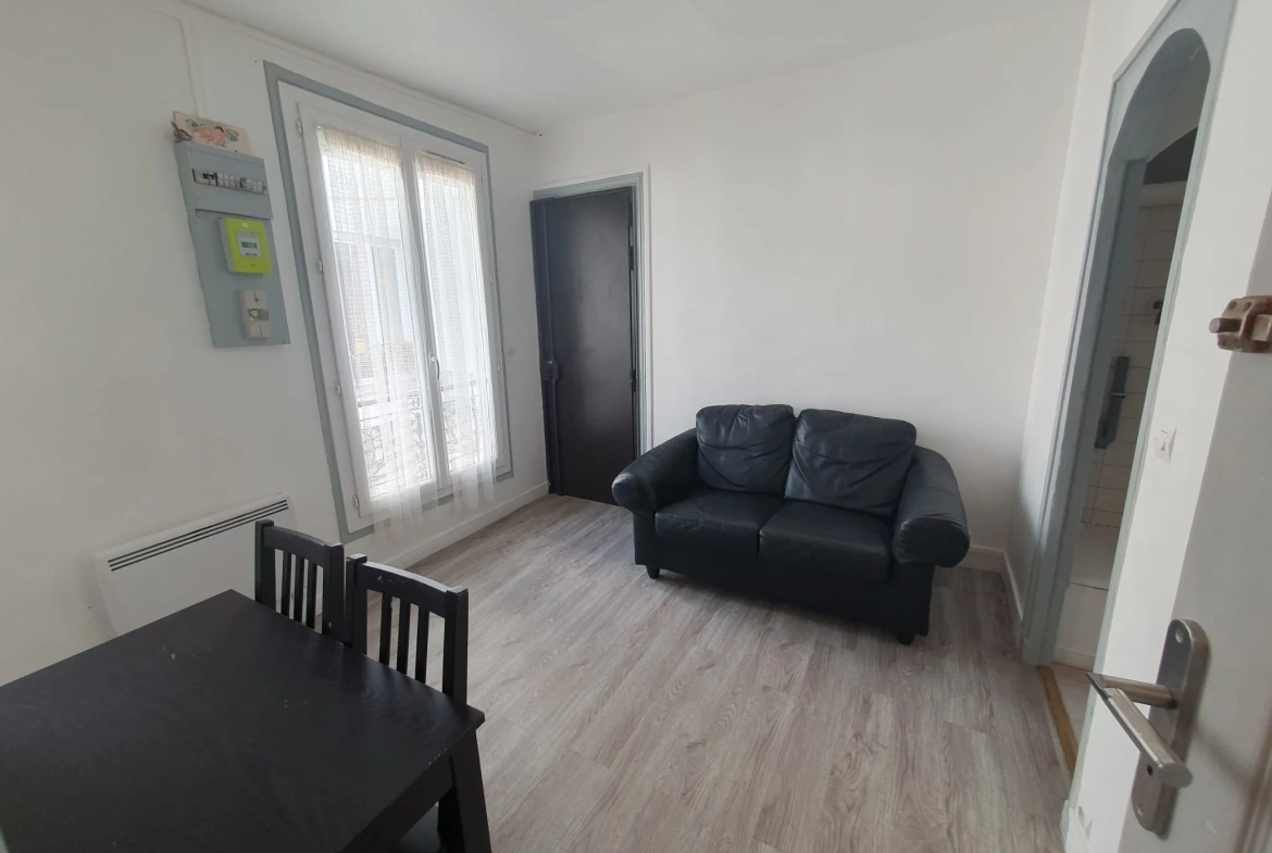Appartement 2 pièces à vendre dans le 11ème à Paris, idéalement situé 
