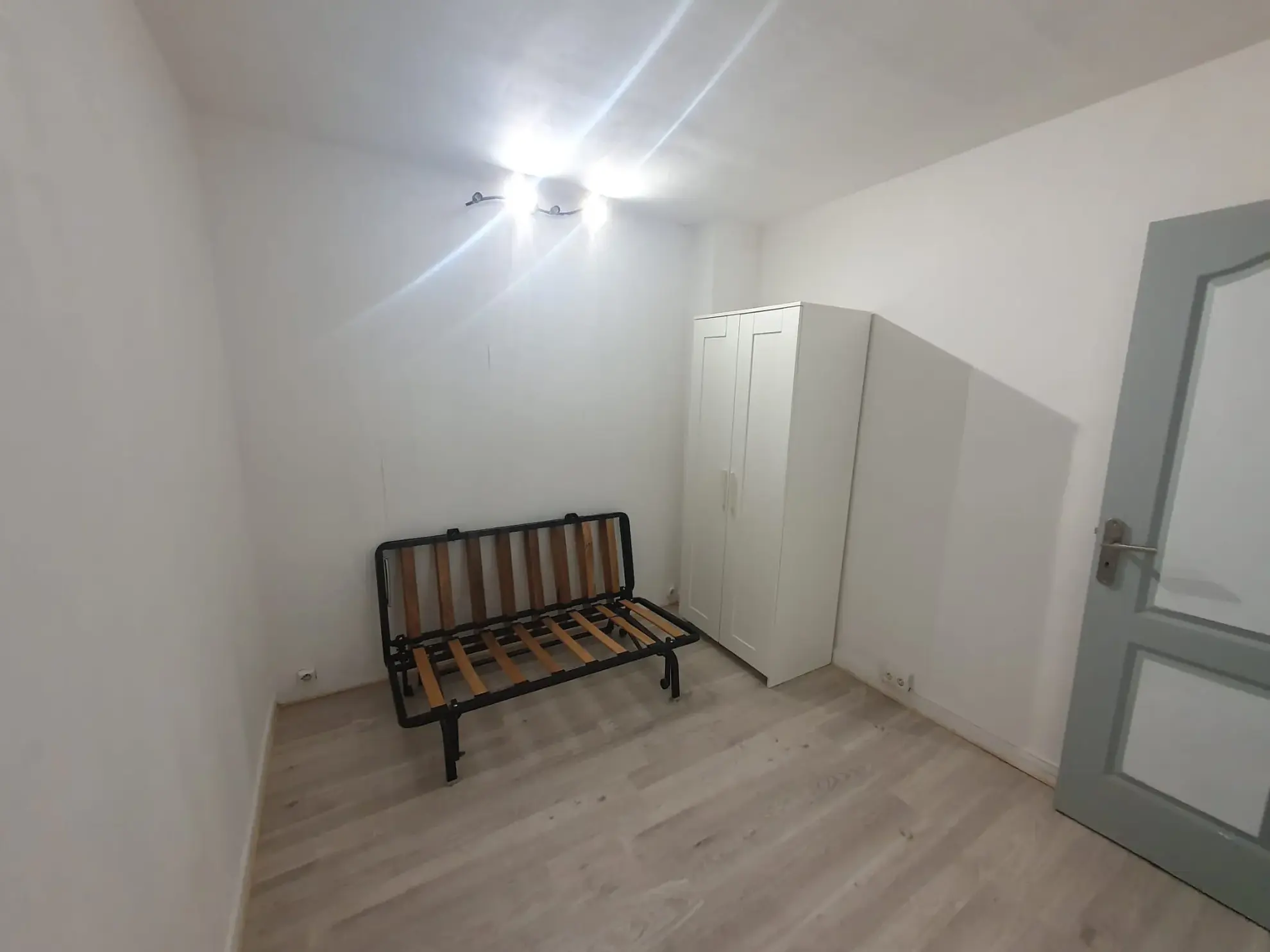 Appartement 2 pièces à vendre dans le 11ème à Paris, idéalement situé 