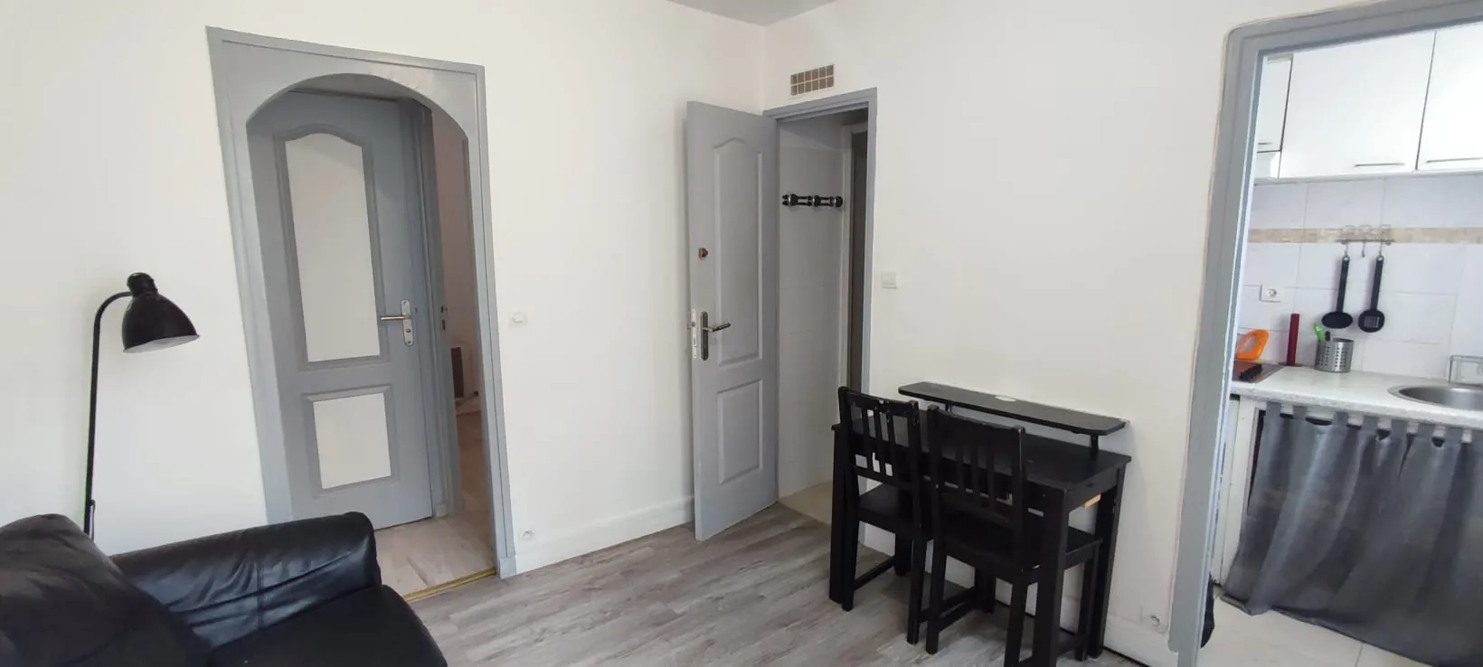 Appartement 2 pièces à vendre dans le 11ème à Paris, idéalement situé 