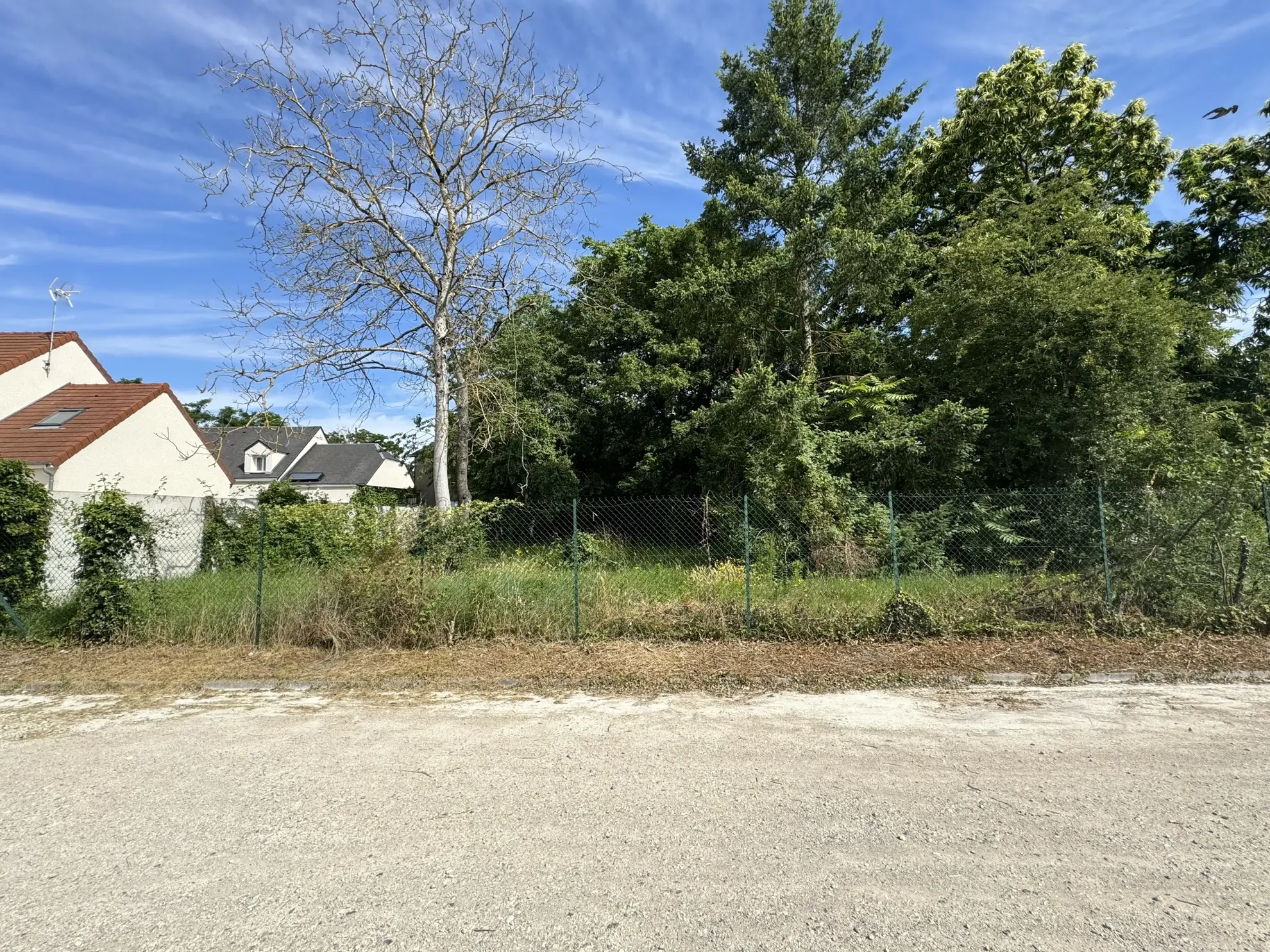 Terrains à vendre à Orléans – Grand espace constructible proche du centre-ville 