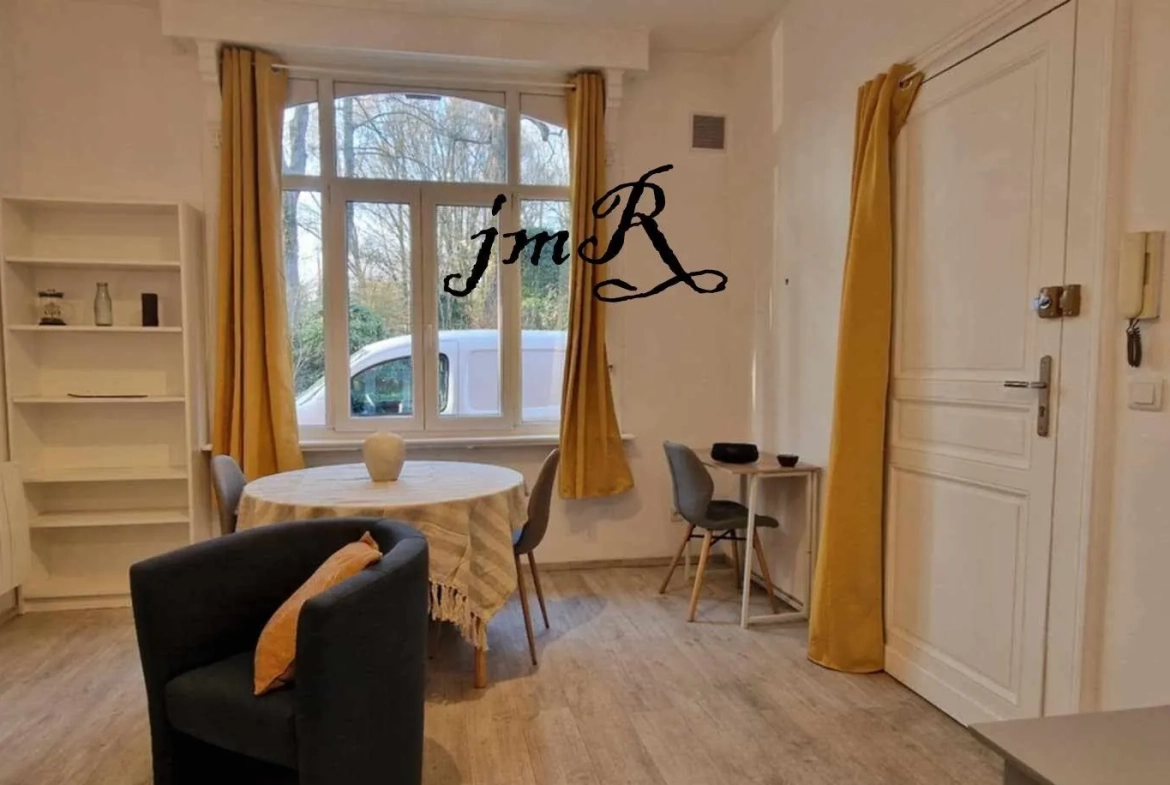 Appartement F2 à Valenciennes de 30 m² avec cave et chauffage électrique 