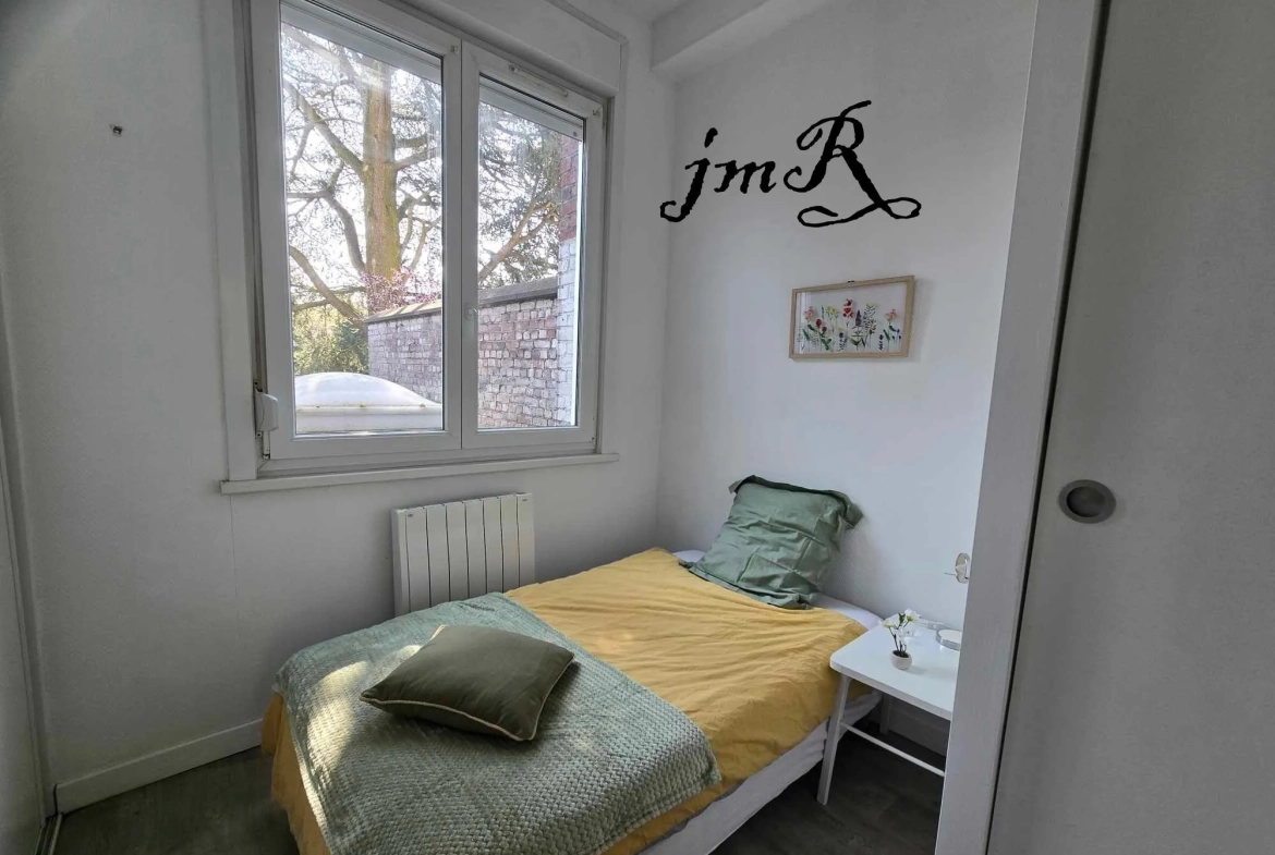 Appartement F2 à Valenciennes de 30 m² avec cave et chauffage électrique 