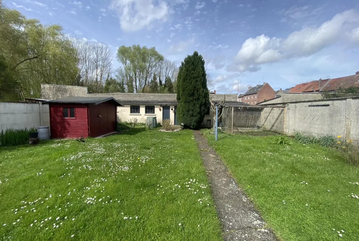 Maison individuelle à Roye de 120 m² avec 4 chambres, garage et jardin 