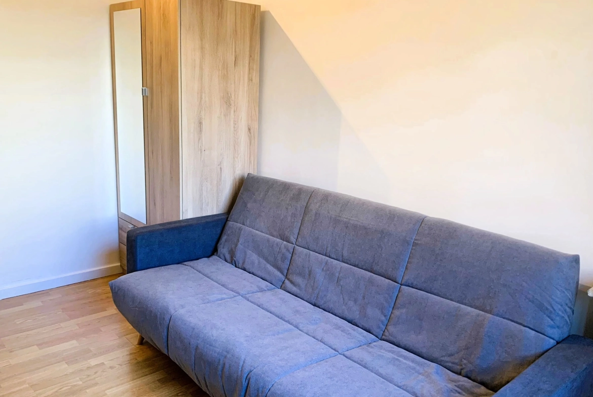 Studio meublé de 13 m² à Nogent-sur-Marne avec rendement de 5 % 
