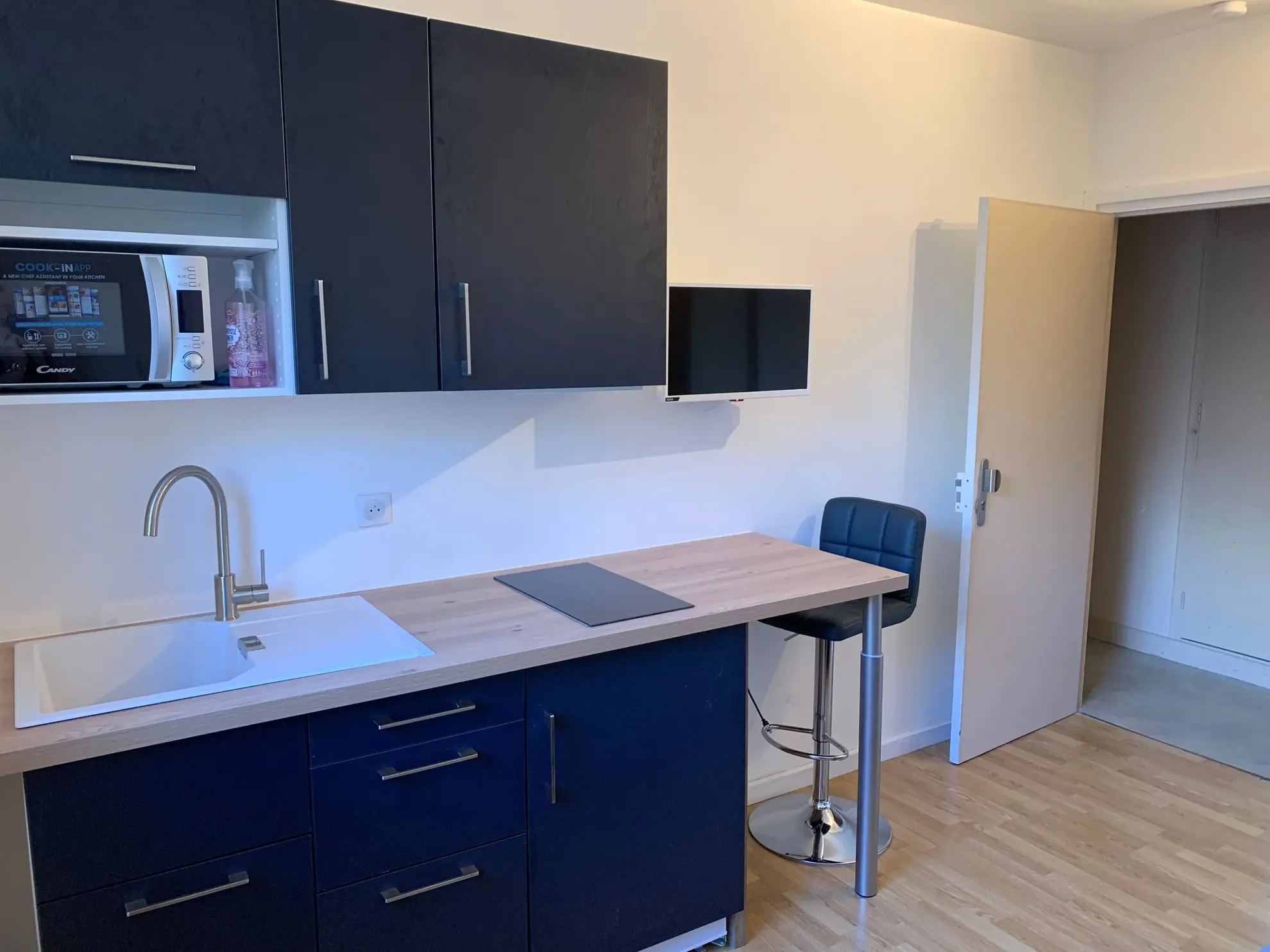 Studio meublé de 13 m² à Nogent-sur-Marne avec rendement de 5 % 