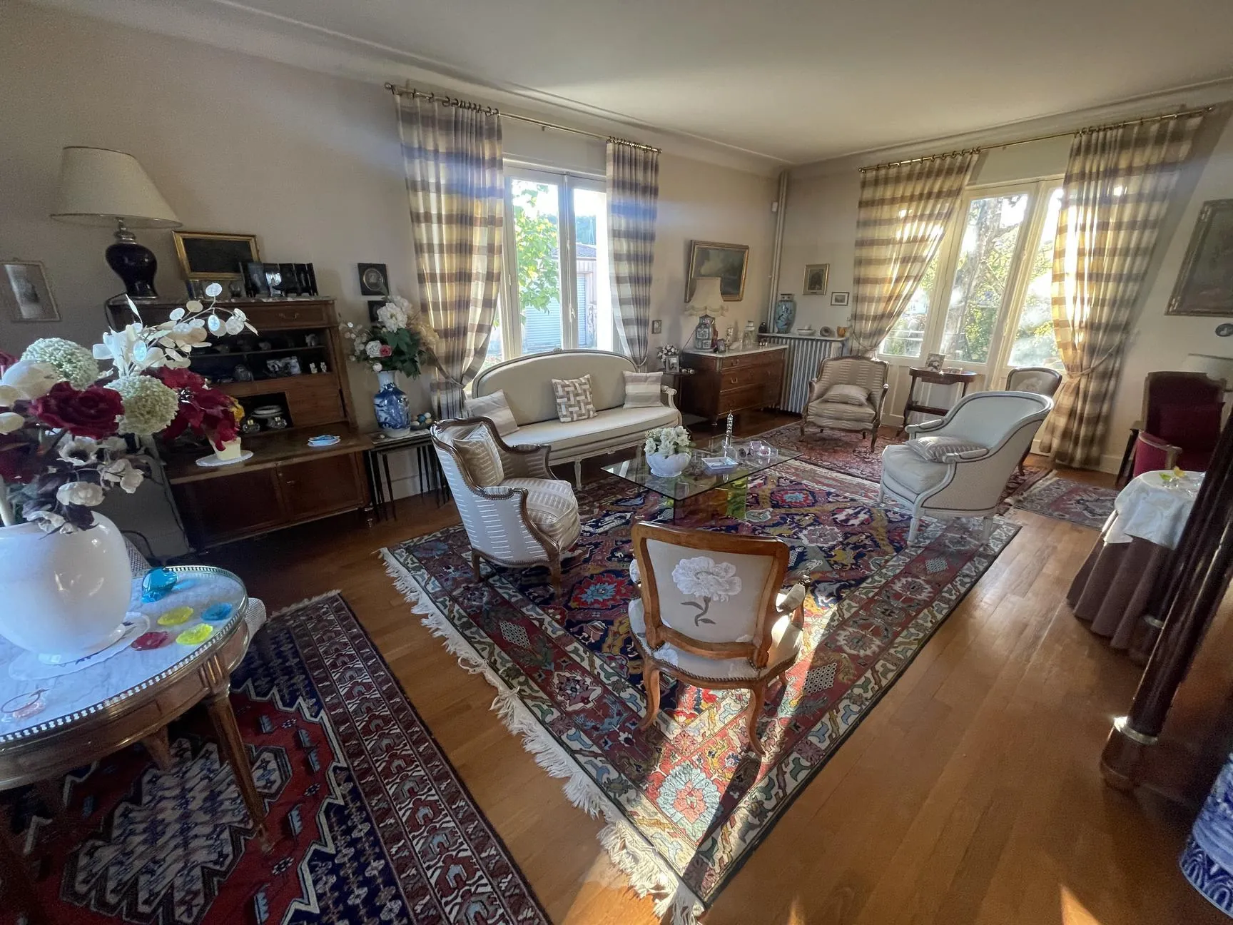 Superbe maison bourgeoise à Thaon-les-Vosges avec 7 chambres, garage et parc de 840 m² 