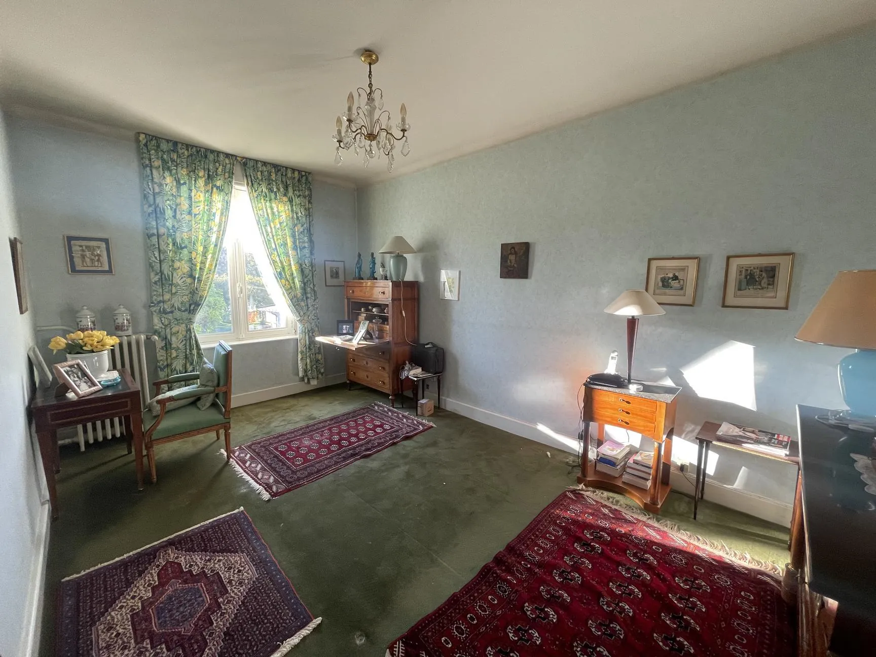Superbe maison bourgeoise à Thaon-les-Vosges avec 7 chambres, garage et parc de 840 m² 