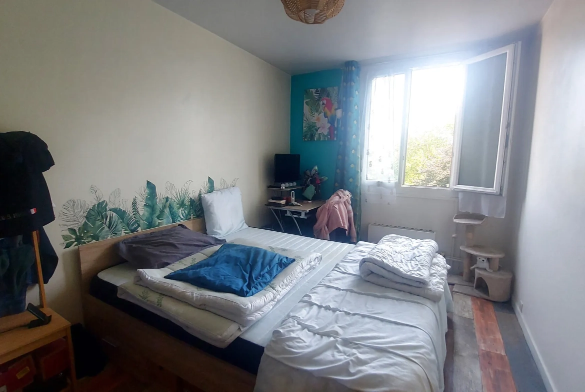 Appartement T2 de 54 m² à vendre à Andresy avec balcon et garage 