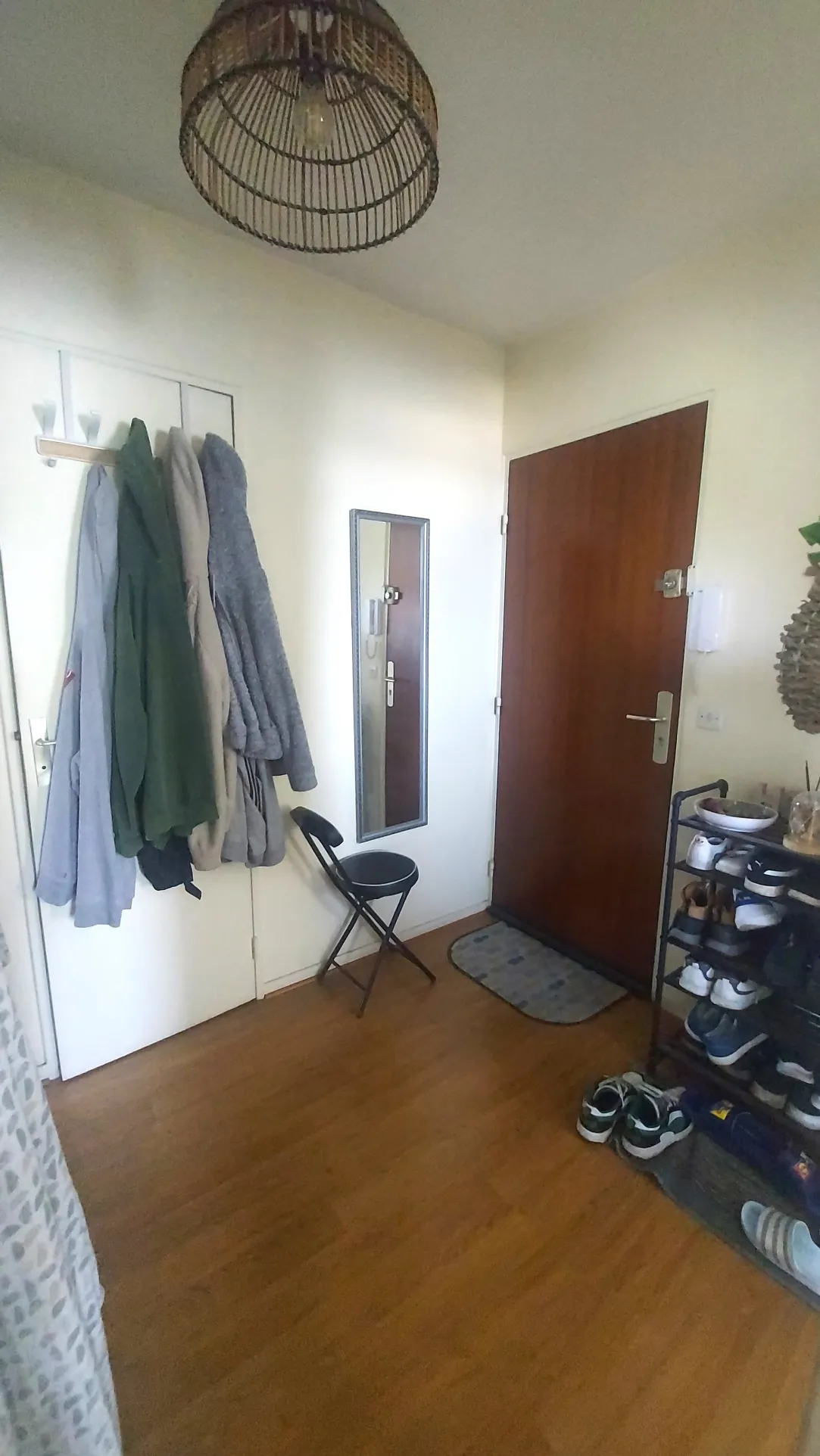 Appartement T2 de 54 m² à vendre à Andresy avec balcon et garage 