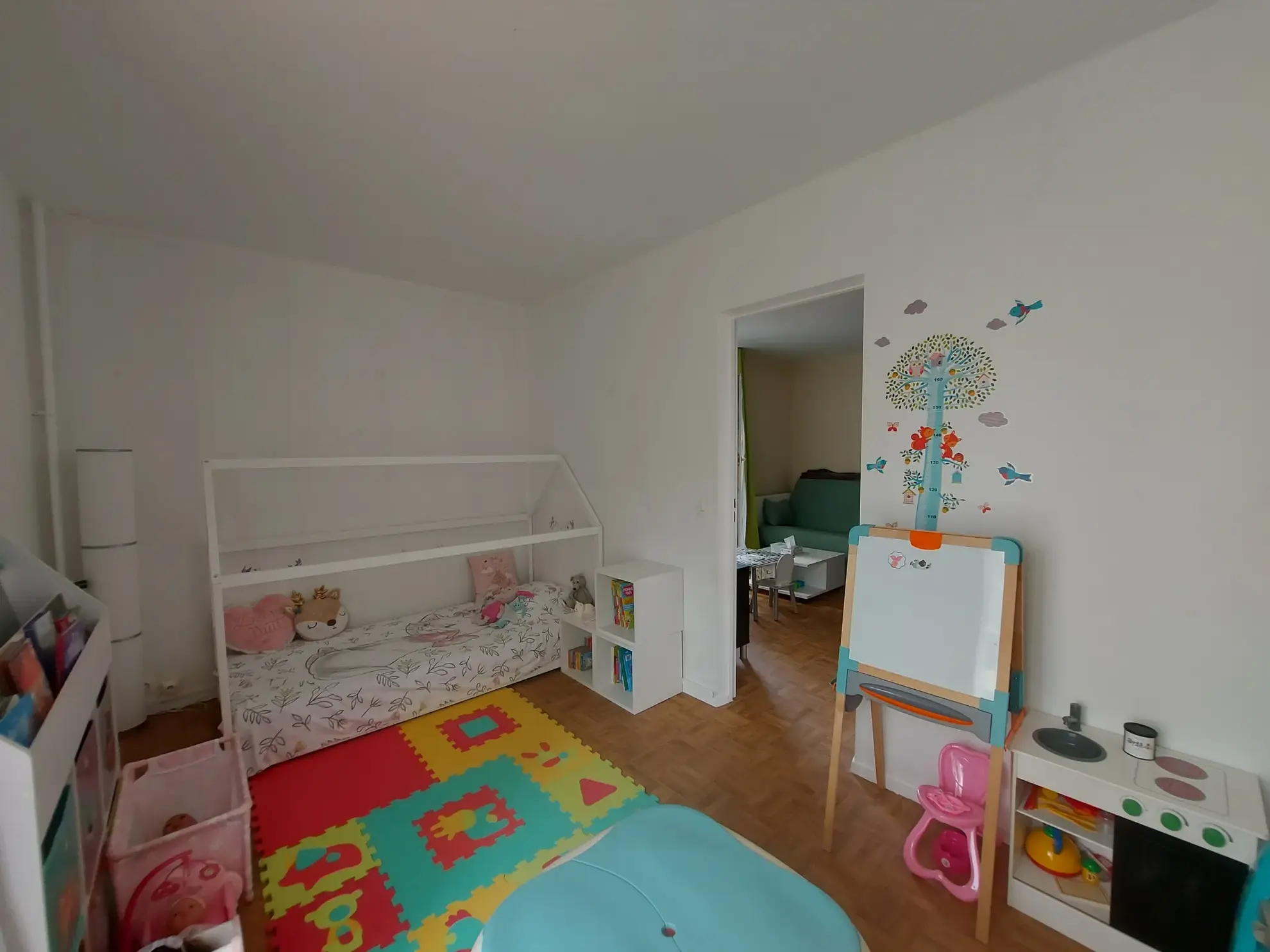 Appartement T3 de 68m² à Magny-les-Hameaux avec balcons et parking en sous-sol 