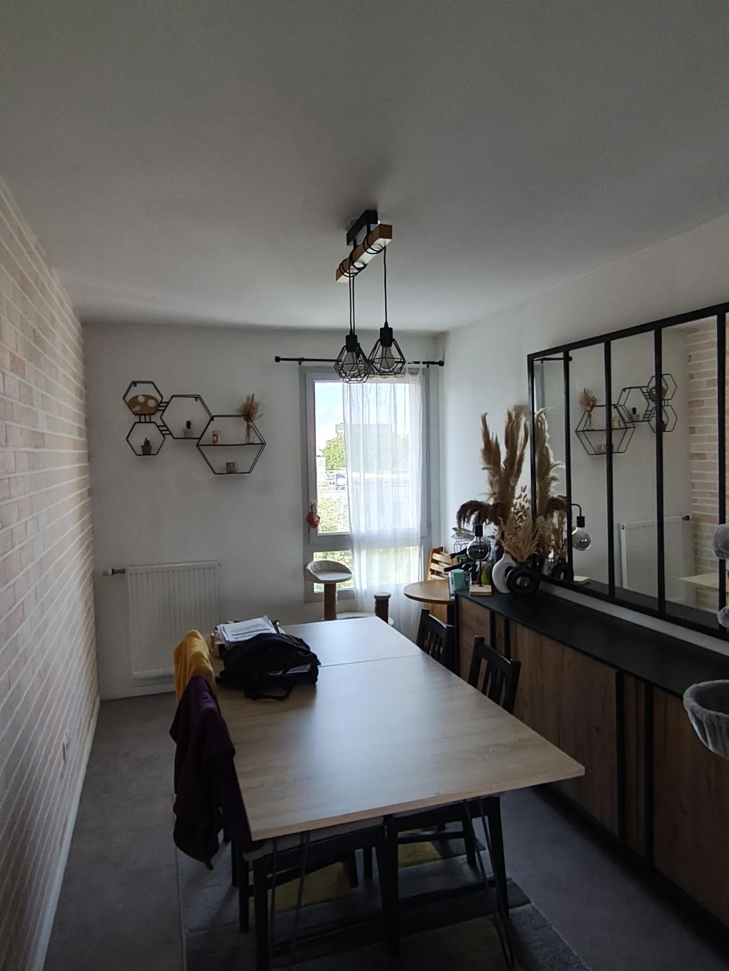 Appartement 4 pièces à Trappes avec balcon et potentiel d’aménagement 