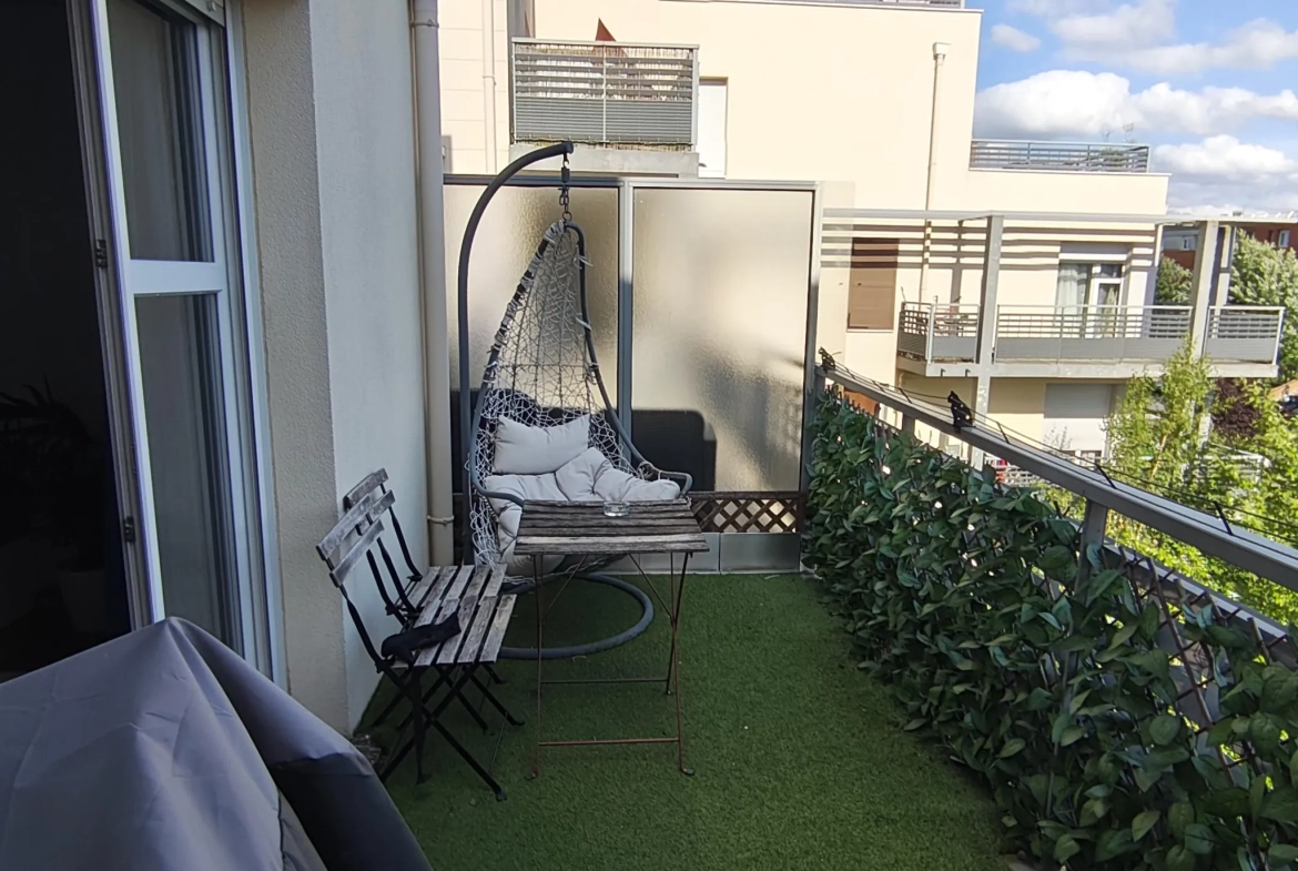 Appartement 4 pièces à Trappes avec balcon et potentiel d’aménagement 