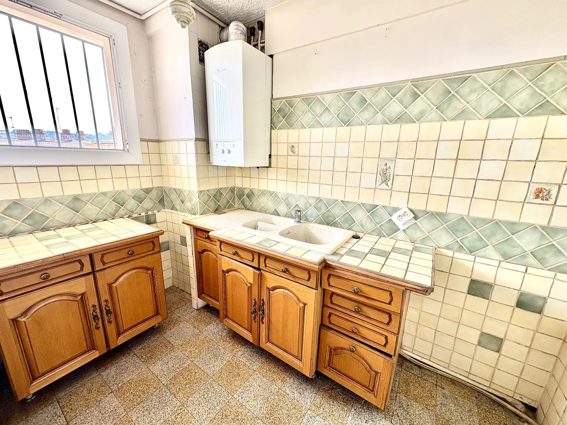 Appartement 2 chambres avec vue dégagée à La Seyne-sur-Mer 