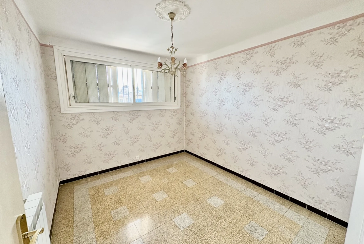Appartement 2 chambres avec vue dégagée à La Seyne-sur-Mer 