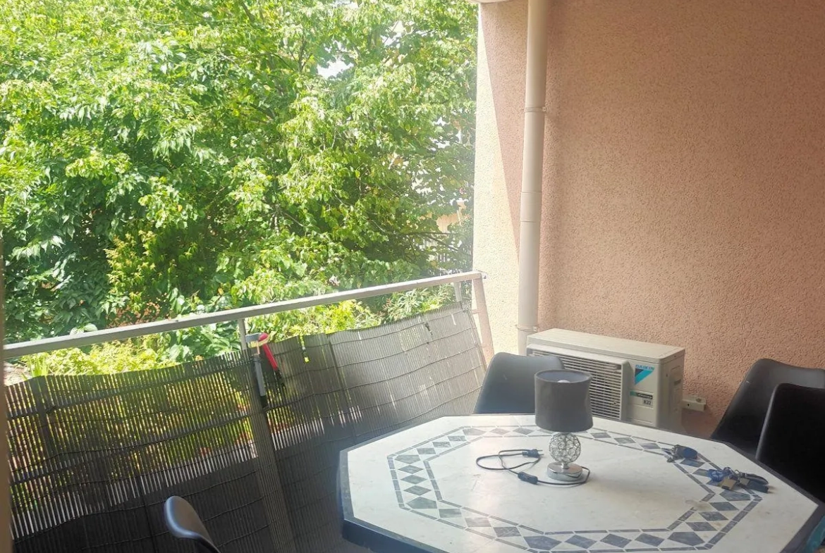 Appartement 72m² avec terrasse, parking privé à Marseille 5ème 
