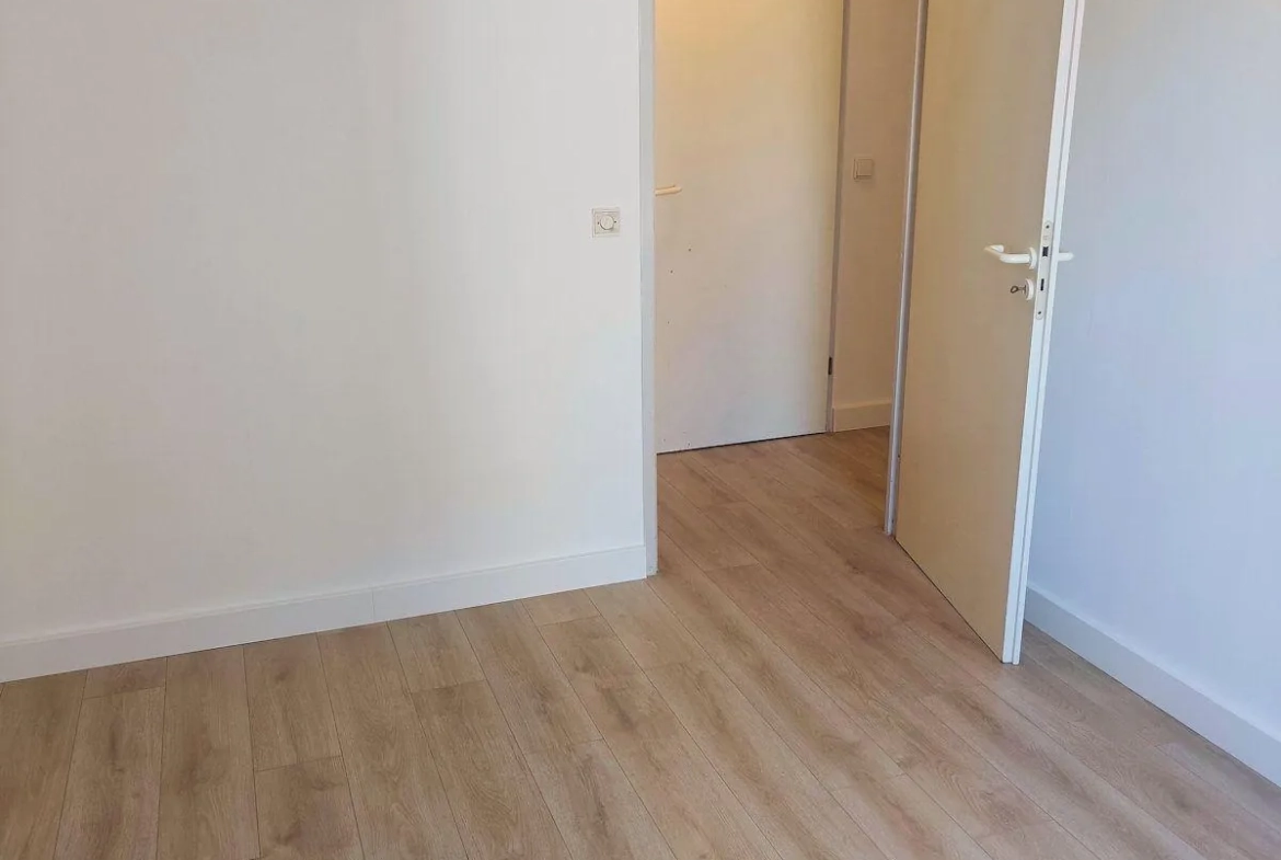 Appartement 72m² avec terrasse, parking privé à Marseille 5ème 