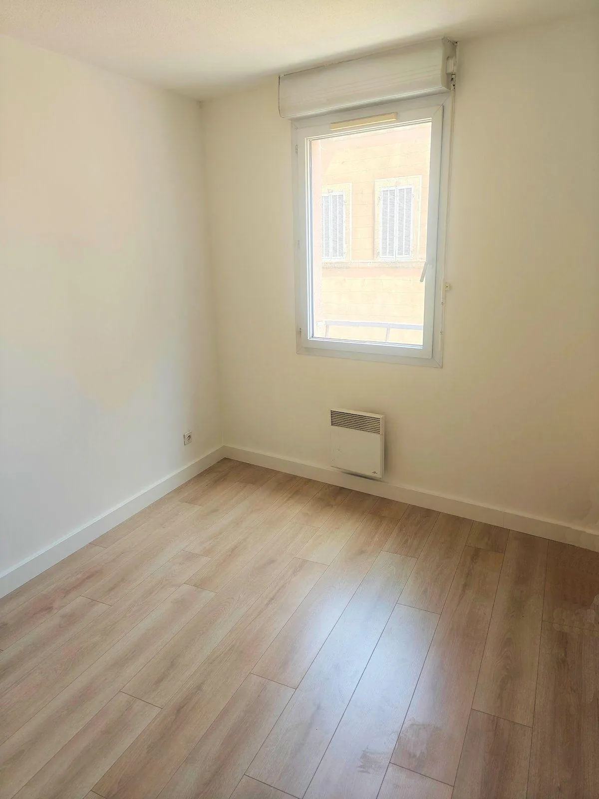 Appartement 72m² avec terrasse, parking privé à Marseille 5ème 