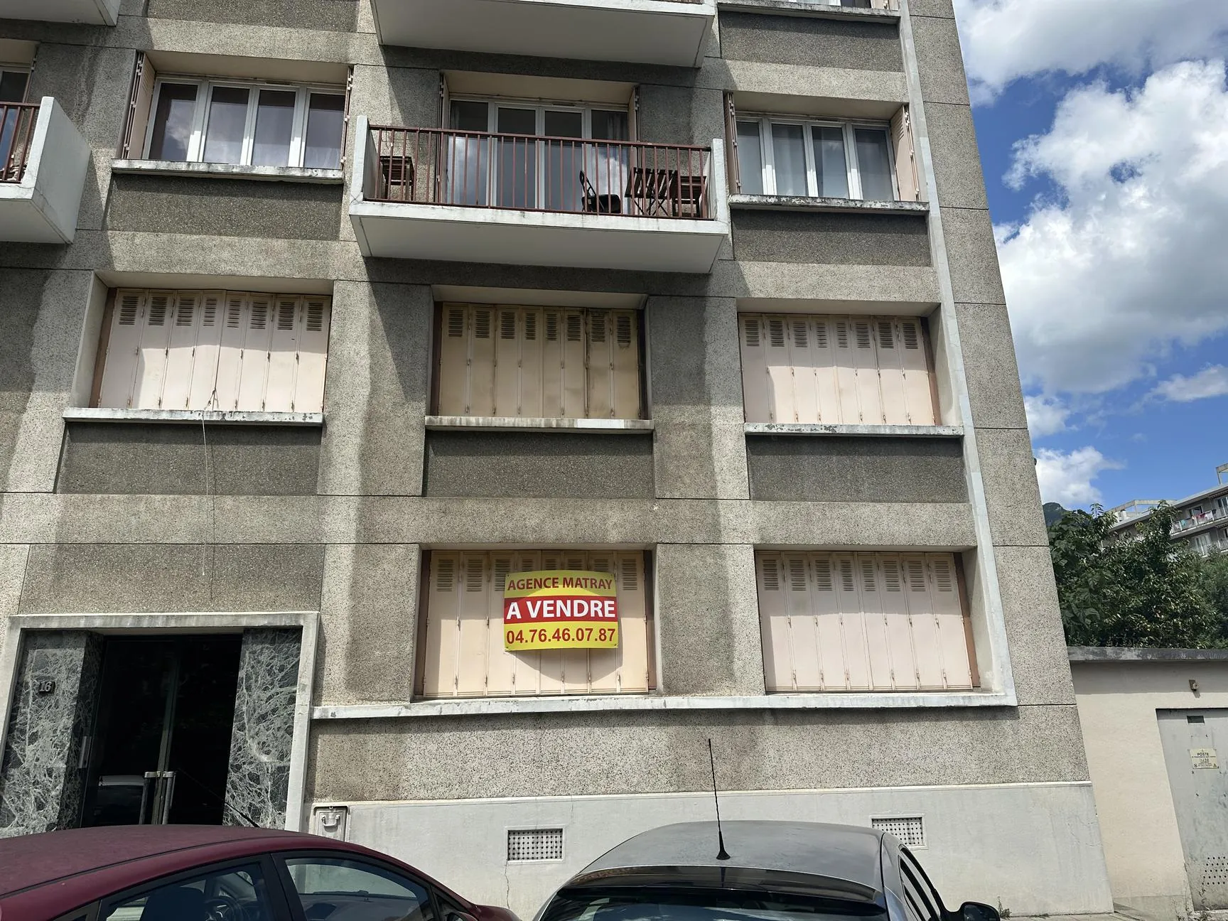 Appartement 3 pièces à Grenoble – 72 m² avec chauffage gaz, résidence au rez-de-chaussée 