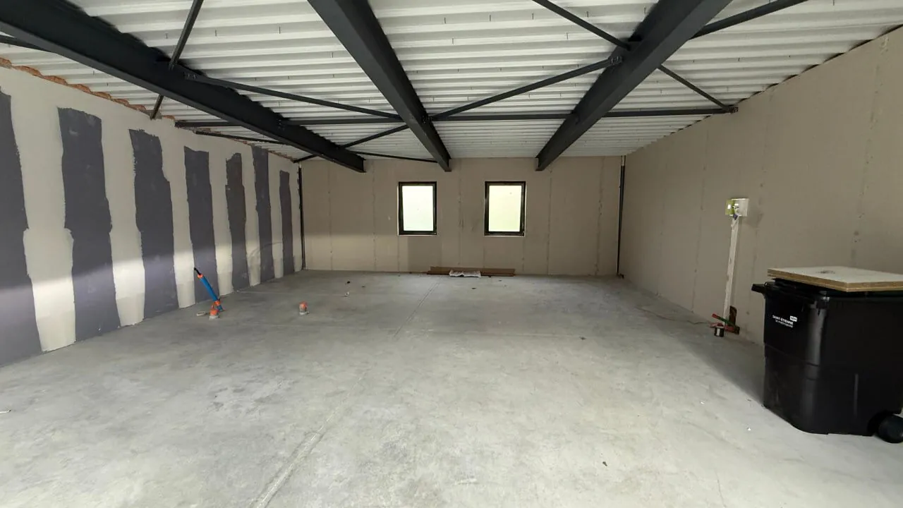 Local d'activité de 82 m² à Firminy pour praticiens ou vente de produits 