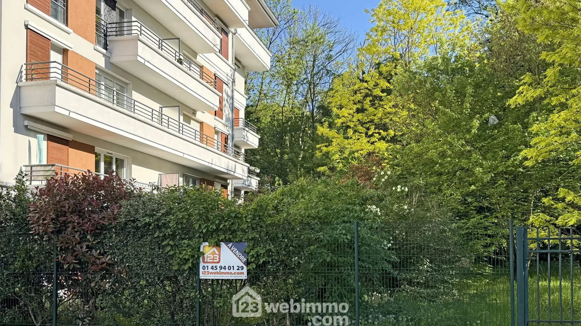 Appartement 2 pièces avec jardin et terrasse à Sucy-en-Brie - 40m² 