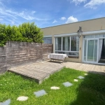 Appartement atypique de 85 m² avec jardin privé à Saint Victor sur Loire