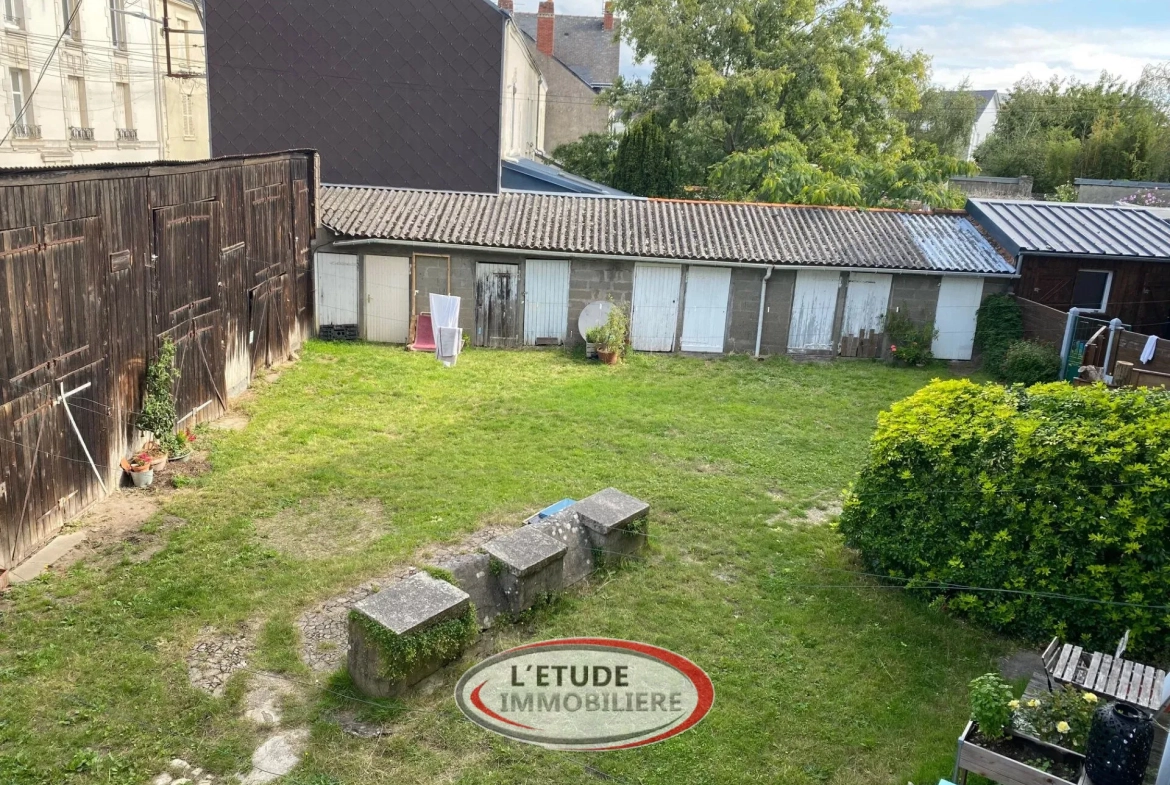 Appartement lumineux de 91,75 m² à Nantes, possibilité de division et jardin privé 