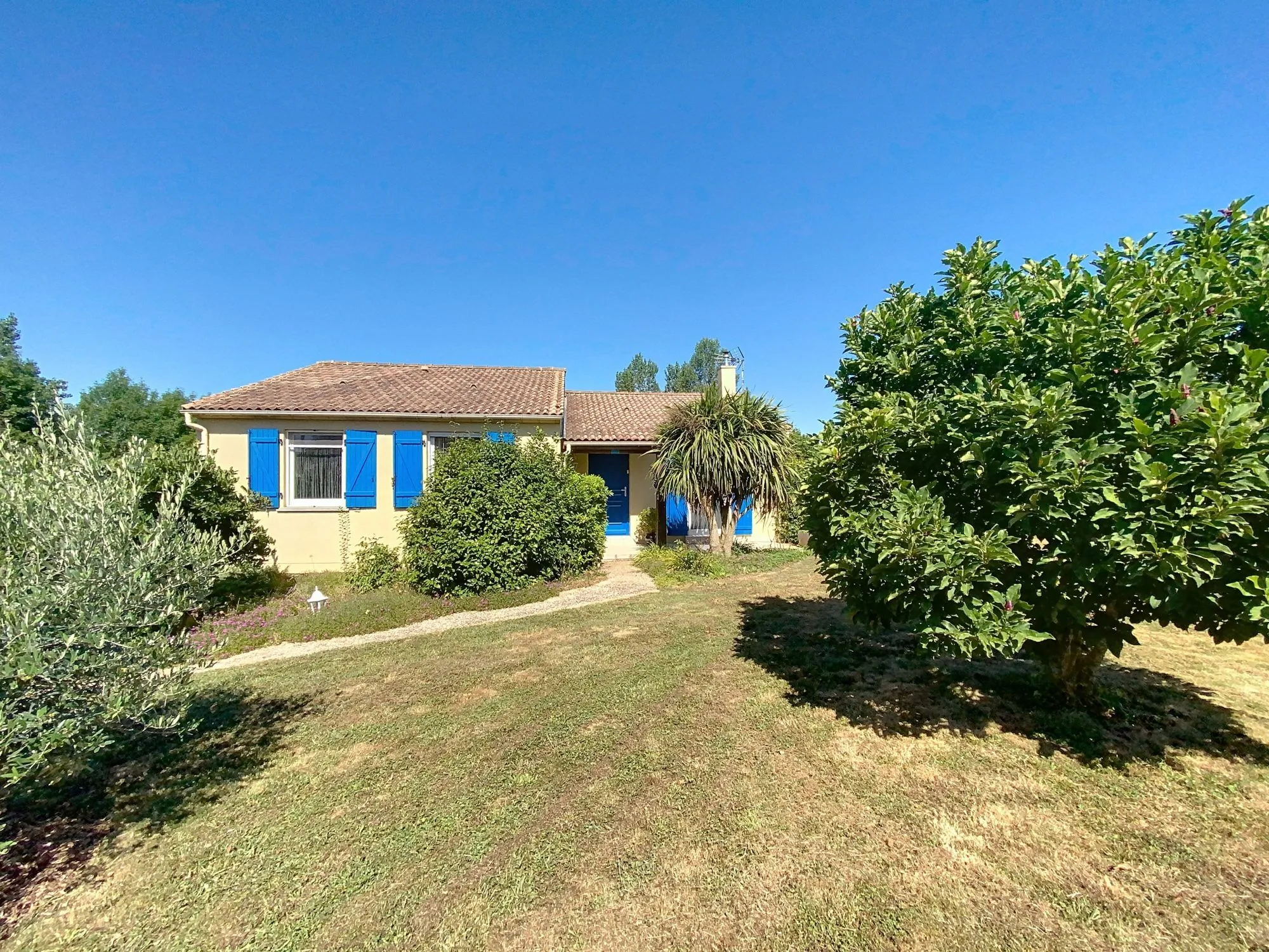 Maison de plain-pied de 86 m² à Bellegarde-Marsal, proche Albi 