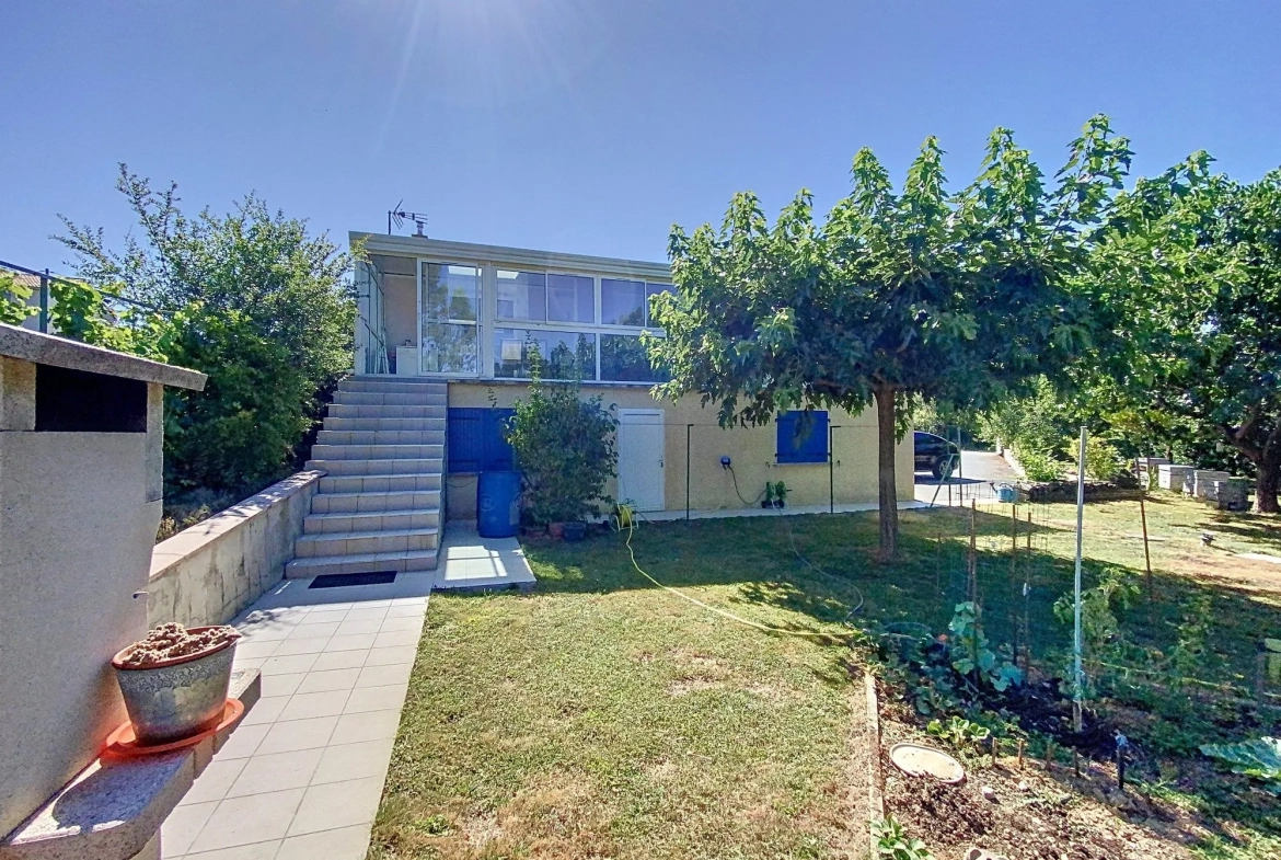 Maison de plain-pied de 86 m² à Bellegarde-Marsal, proche Albi 