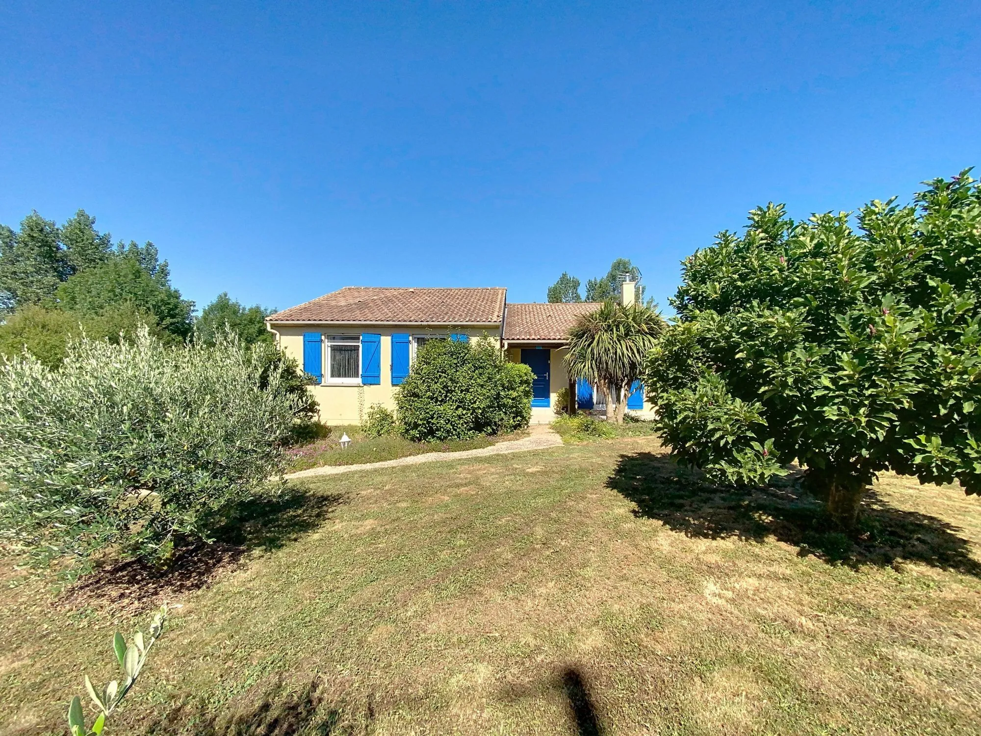 Maison de plain-pied de 86 m² à Bellegarde-Marsal, proche Albi 