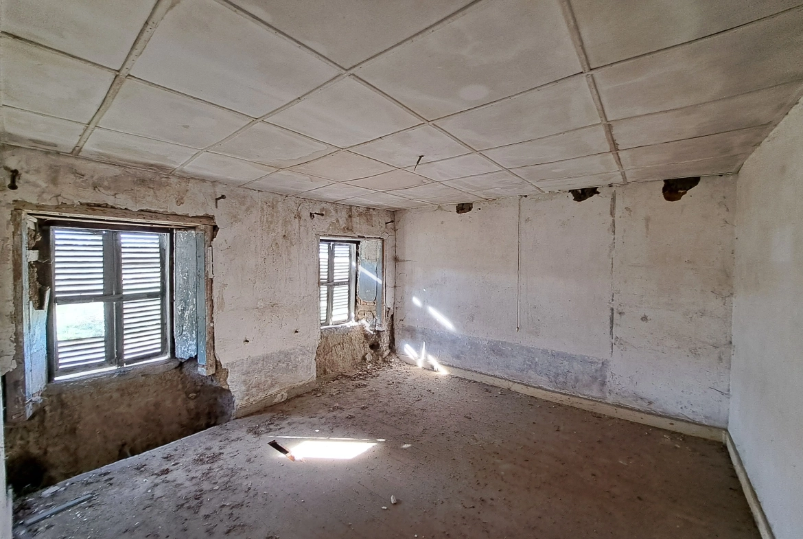 Propriété rurale à rénover avec potentiel à Ambert - 75 750 € 