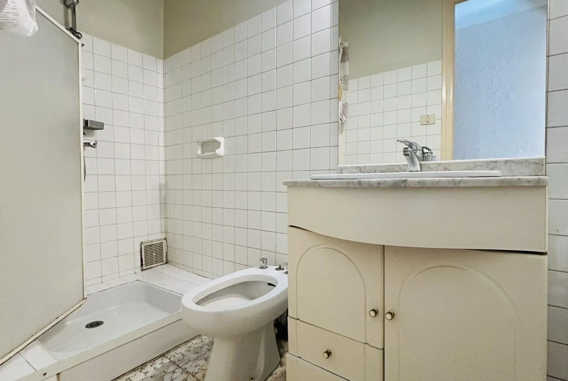 Maison de village à Estagel avec garage, 100 m², idéal résidence ou investissement 
