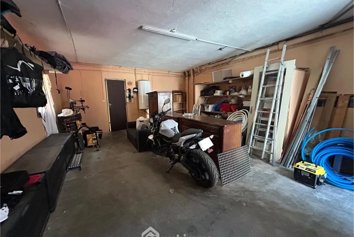 Maison de village à Estagel avec garage, 100 m², idéal résidence ou investissement 