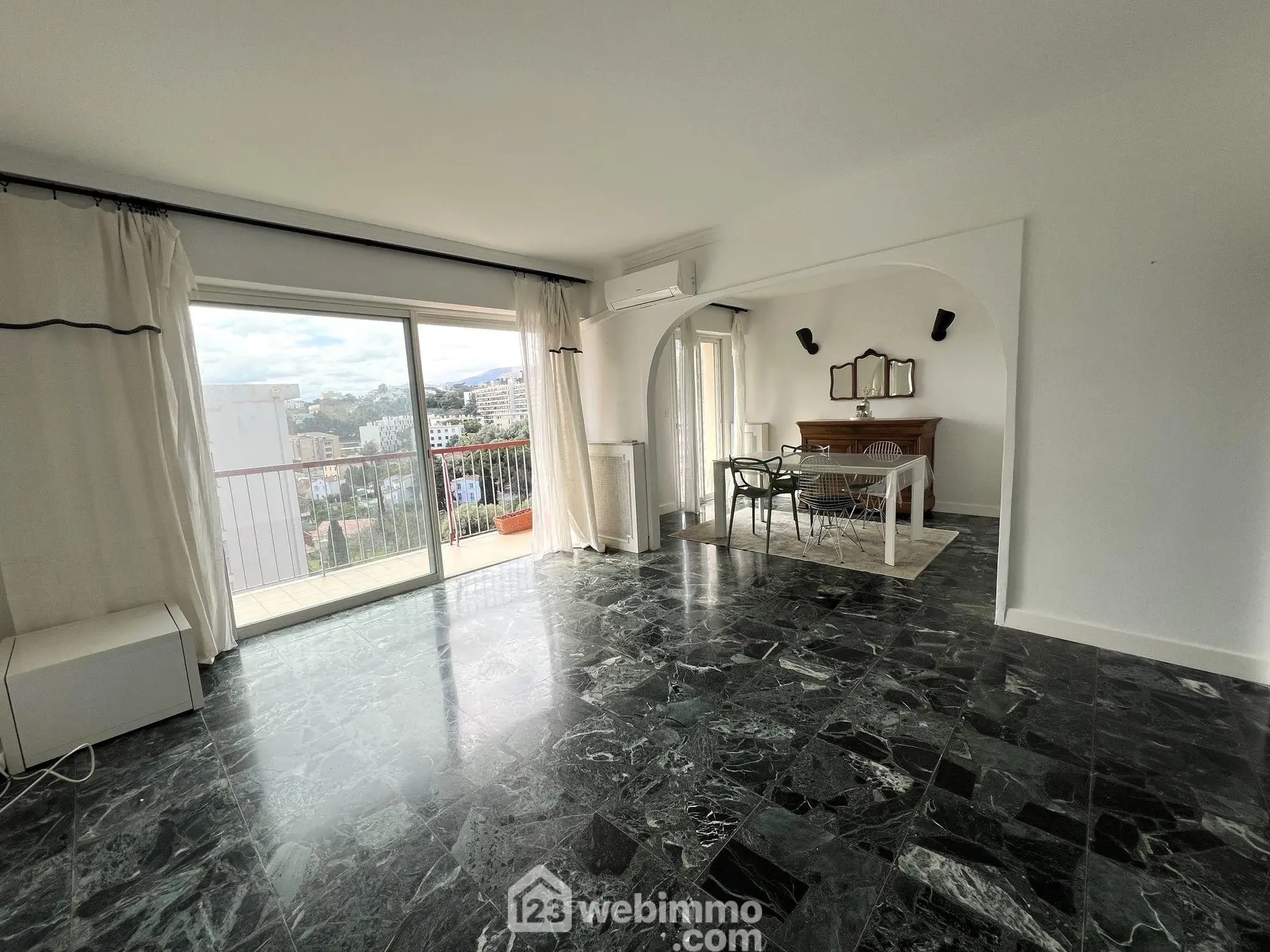 Appartement T3/T4 de 76 m² à Bastia Toga avec parking et cave 