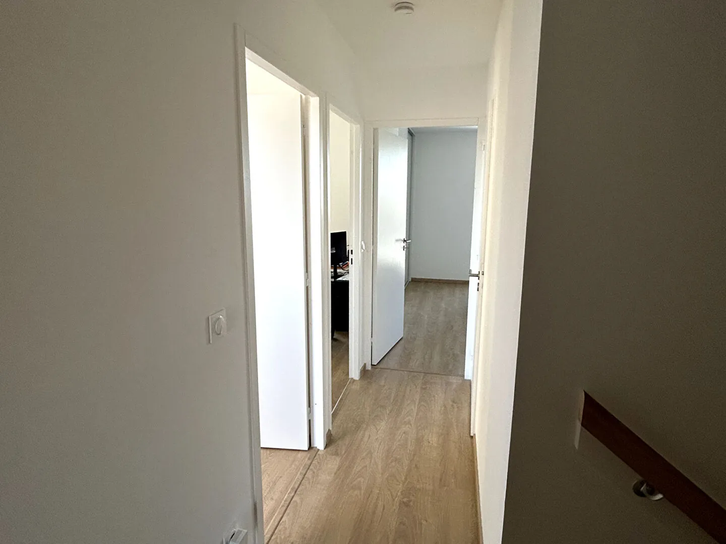Maison récente 4 chambres à Bonson avec terrasse et faible consommation énergétique 