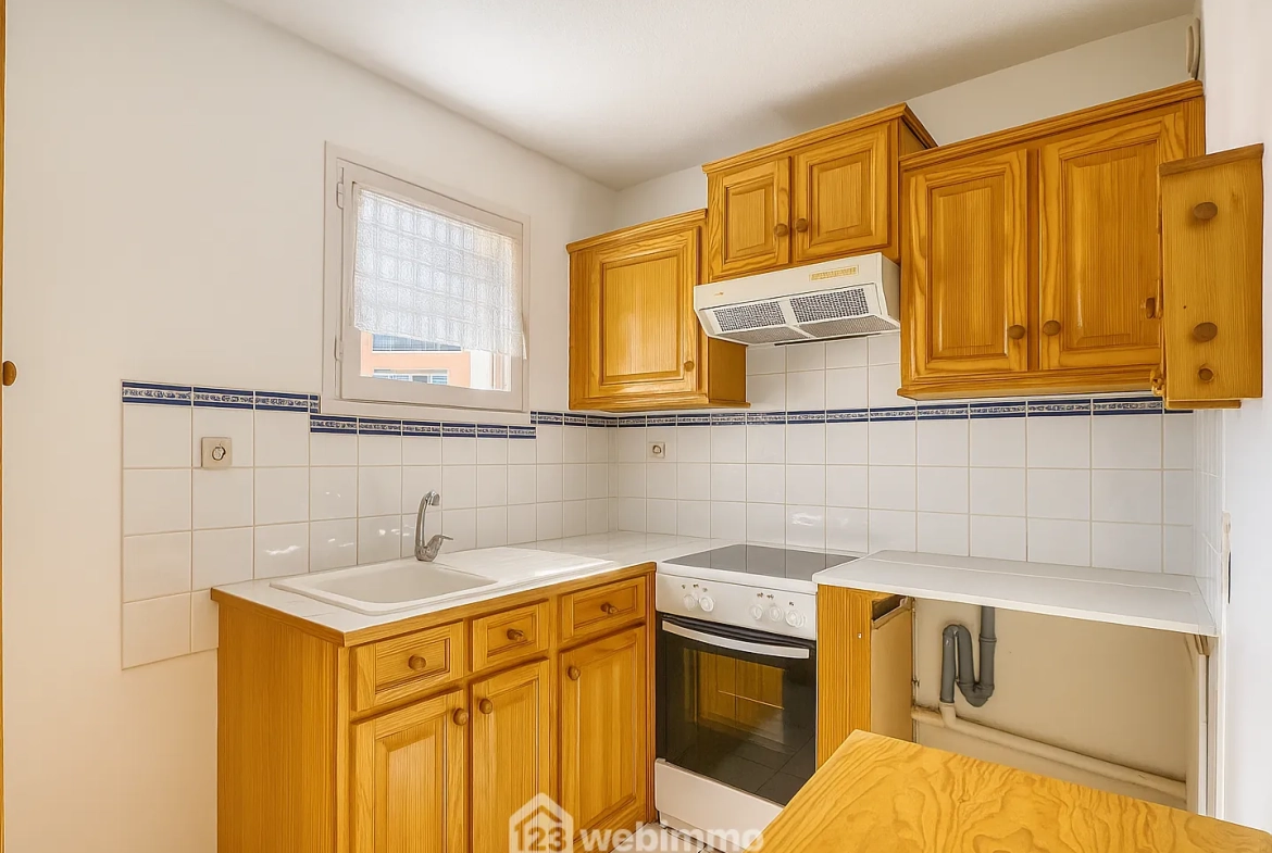 Appartement traversant de 45 m² avec loggia à Sainte-Maxime proche centre et plages 