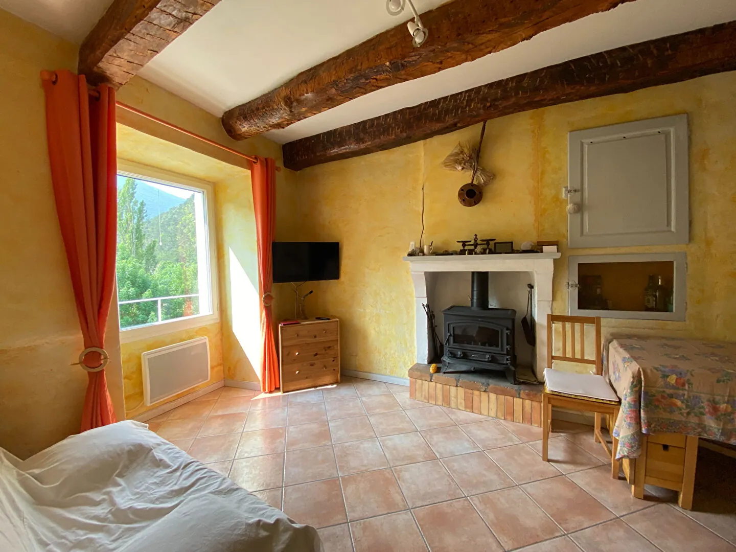 Appartement T2 lumineux à Montclus, proche Serres et la Germanette 