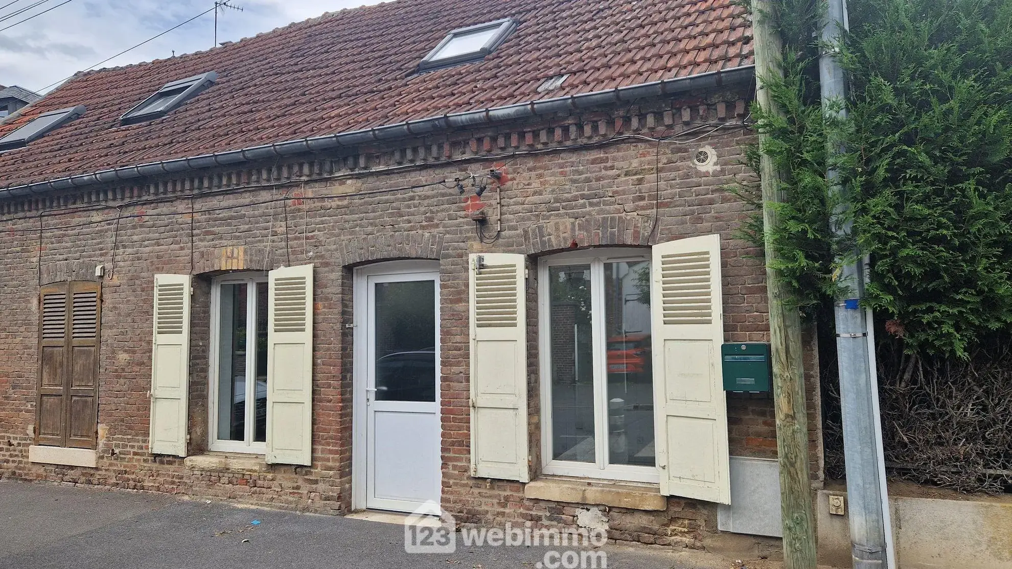 Charmante maison de 75m² à Laon avec jardin, dépendance et cave 