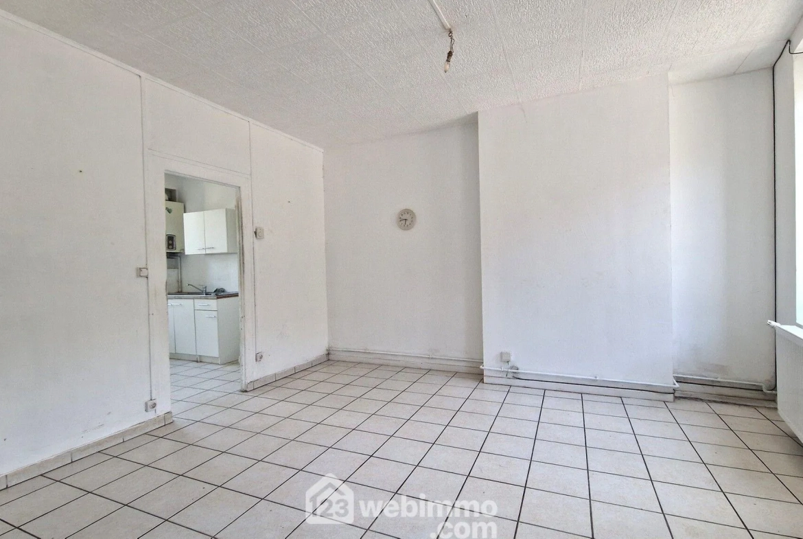 Charmante maison de 75m² à Laon avec jardin, dépendance et cave 