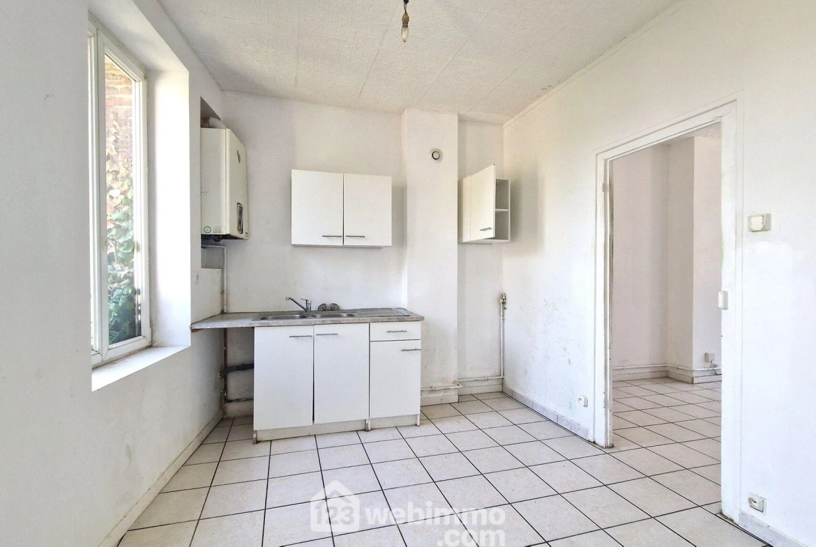 Charmante maison de 75m² à Laon avec jardin, dépendance et cave 