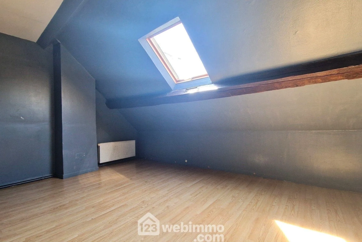 Charmante maison de 75m² à Laon avec jardin, dépendance et cave 