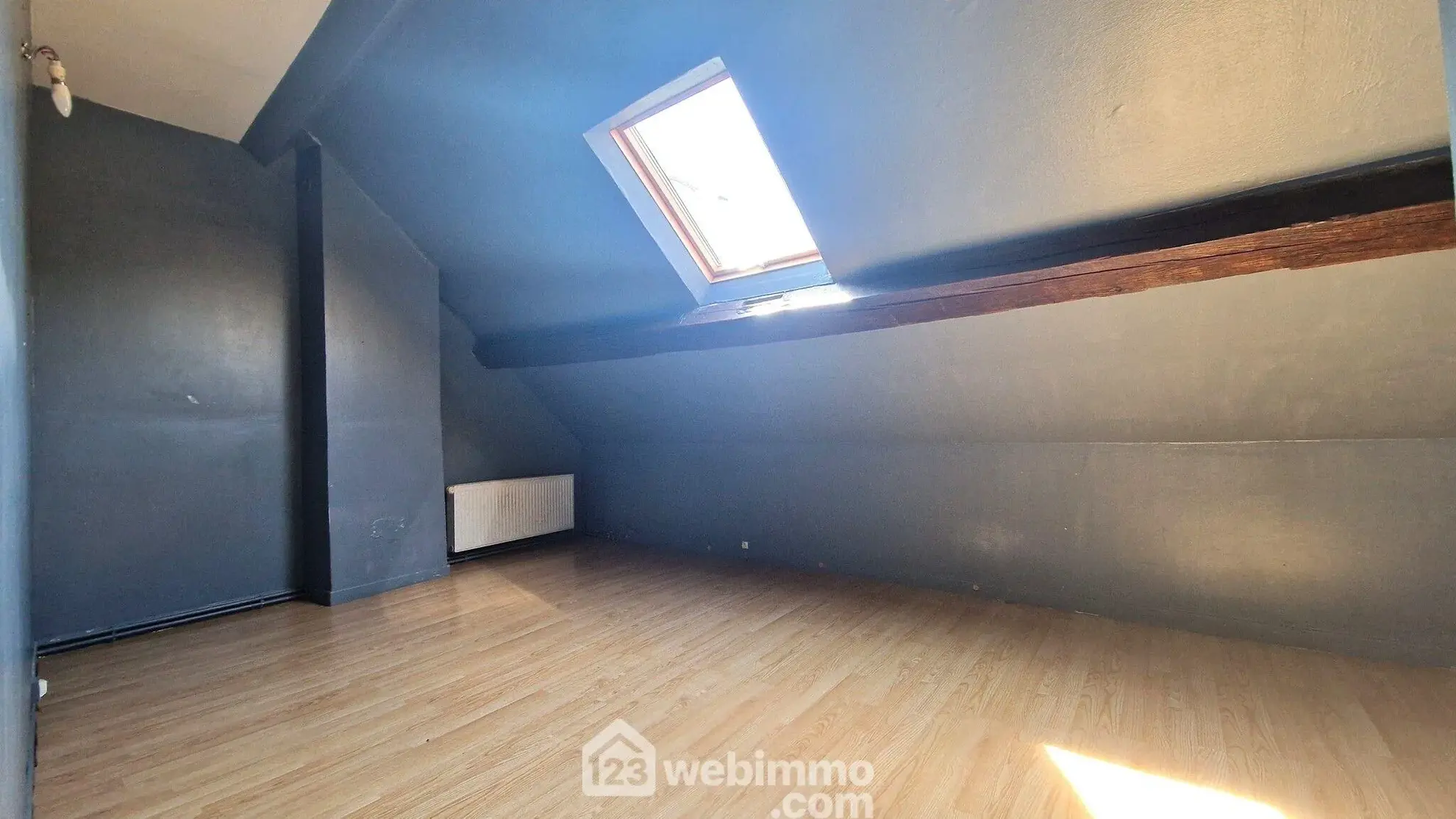 Charmante maison de 75m² à Laon avec jardin, dépendance et cave 