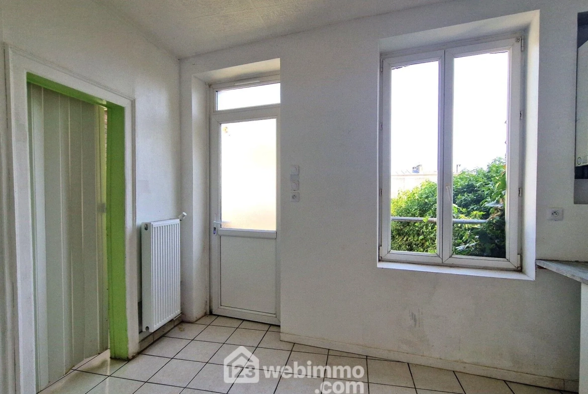 Charmante maison de 75m² à Laon avec jardin, dépendance et cave 