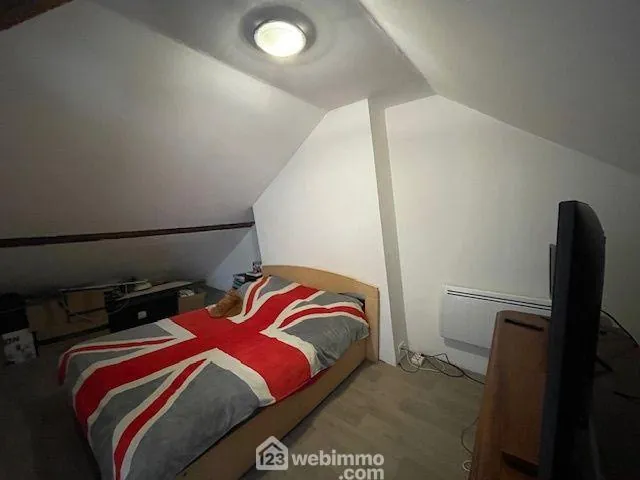 Maison de ville à Noyon de 108 m² avec jardin et potentiel divisible 