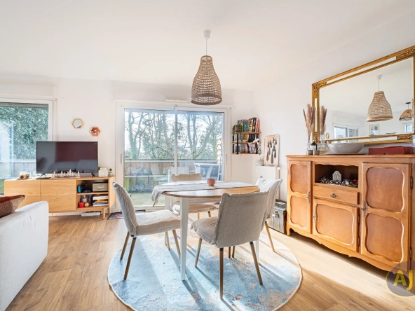 Appartement 3 pièces avec terrasse et parking sécurisé à Saint-Nazaire