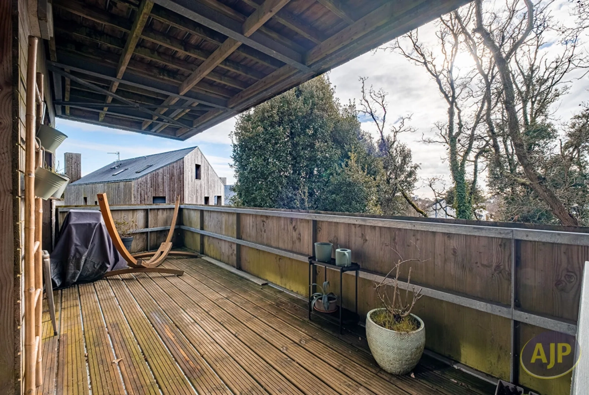 Appartement 3 pièces avec terrasse et parking sécurisé à Saint-Nazaire 