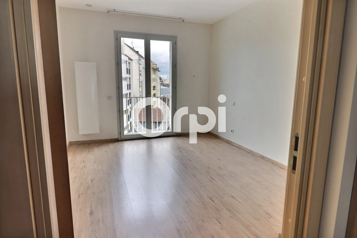 Appartement duplex à Pau secteur Carnot avec parking privé 
