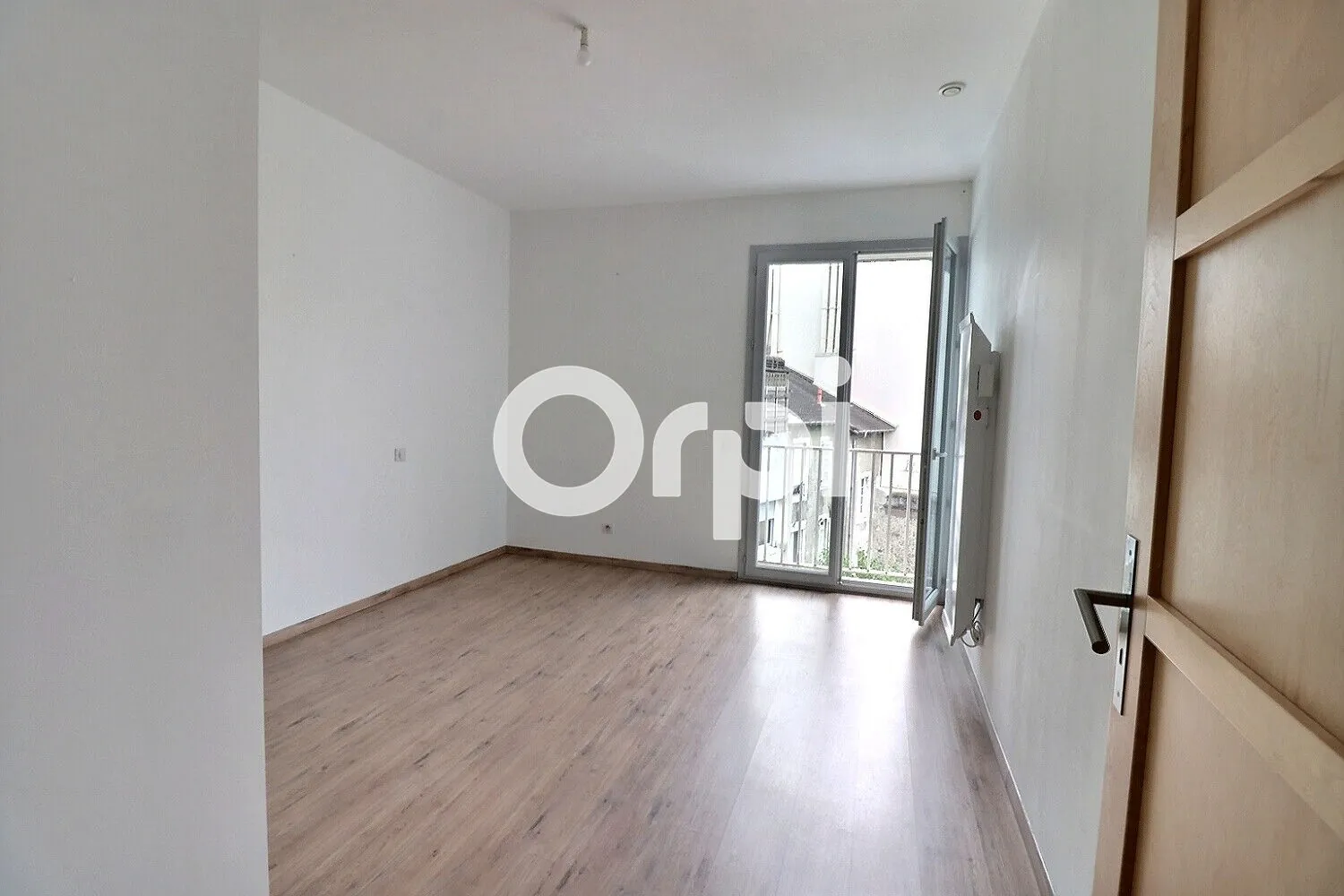 Appartement duplex à Pau secteur Carnot avec parking privé 