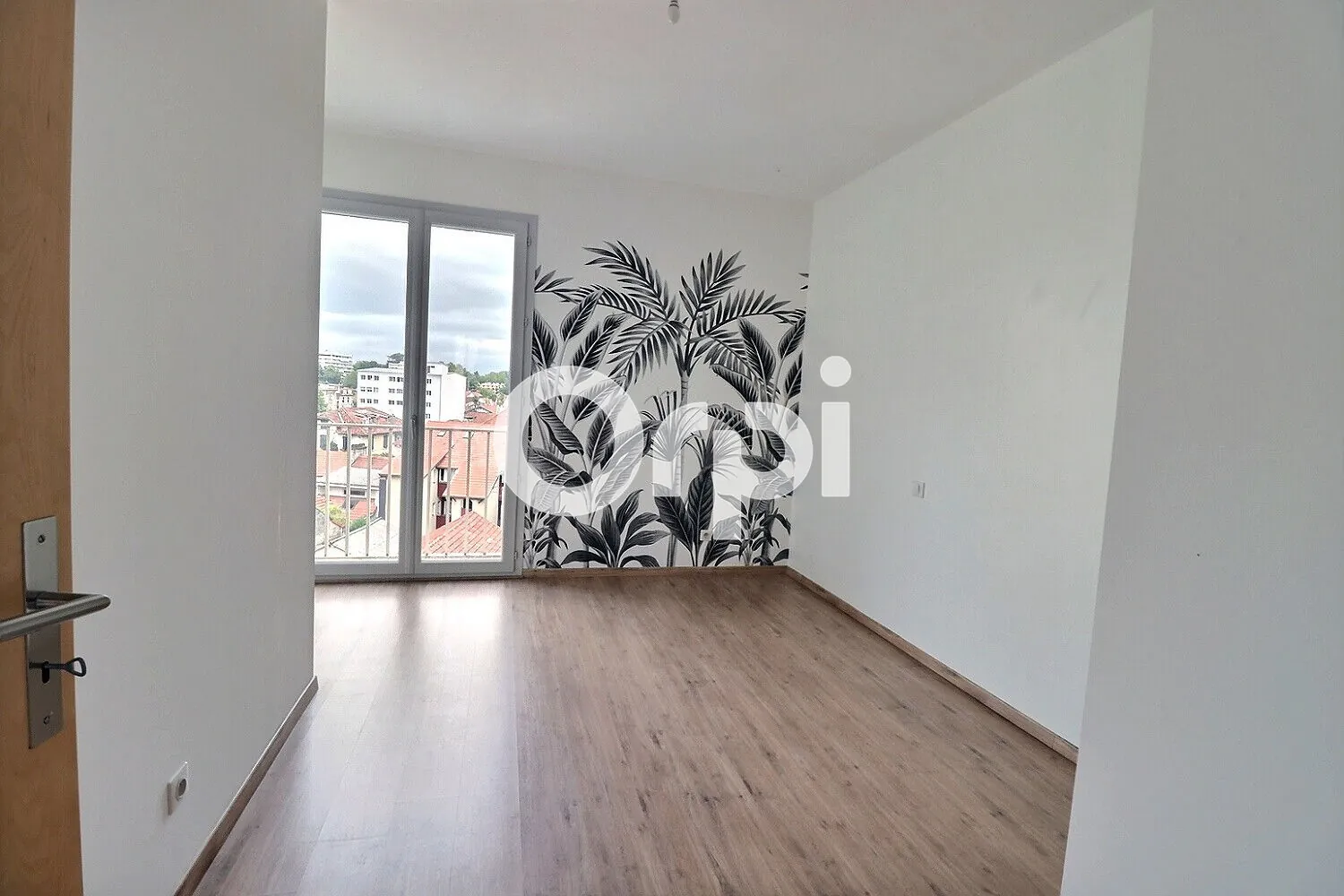 Appartement duplex à Pau secteur Carnot avec parking privé 