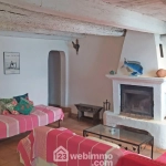 Maison de village rénovée de 80m² à Saintes-Maries-de-la-Mer avec terrasse