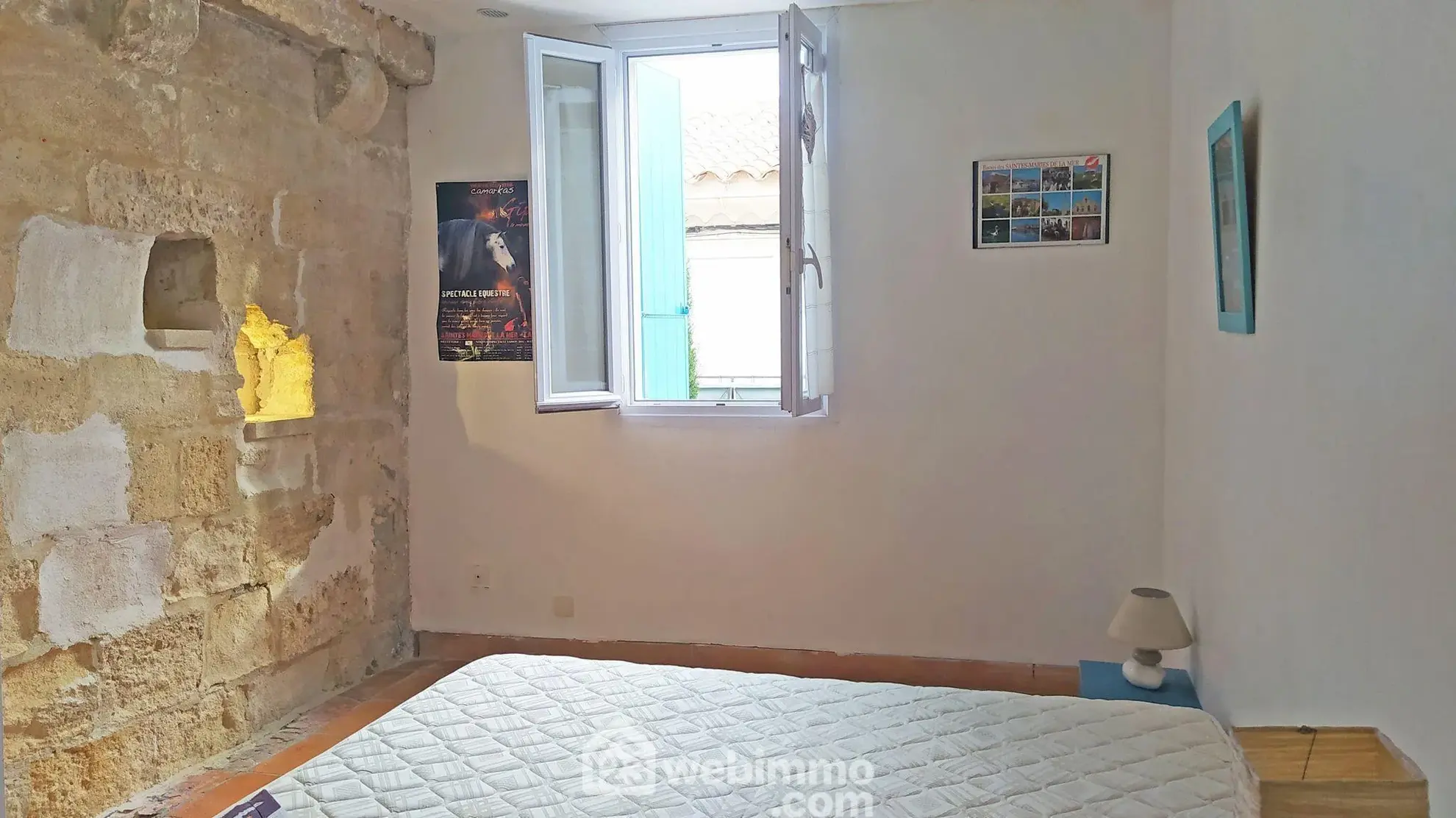 Maison de village rénovée de 80m² à Saintes-Maries-de-la-Mer avec terrasse 